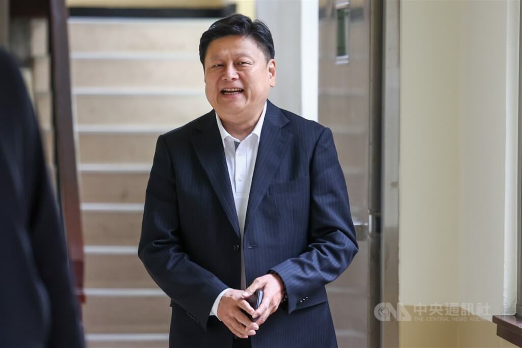 傅崐萁訪港團旅遊業者遭拘捕 傅辦：與傅無關、不認識當事人

